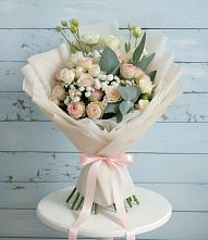 Букет цветов из:  Розы и Лизиантусы #REPLACE_PRED# Туже