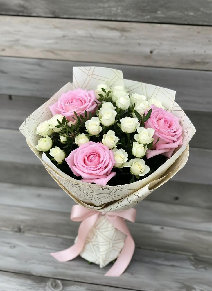 Букет цветов из: Розы в Туже