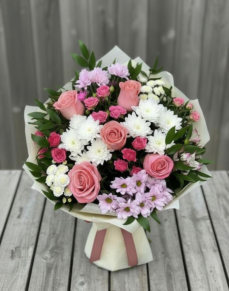 Букет цветов из: Альстромерии, Гвоздики, Розы и Хризантемы в Туже