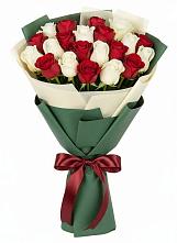 Букет Микс из красных и белых роз #REPLACE_PRED# Туже