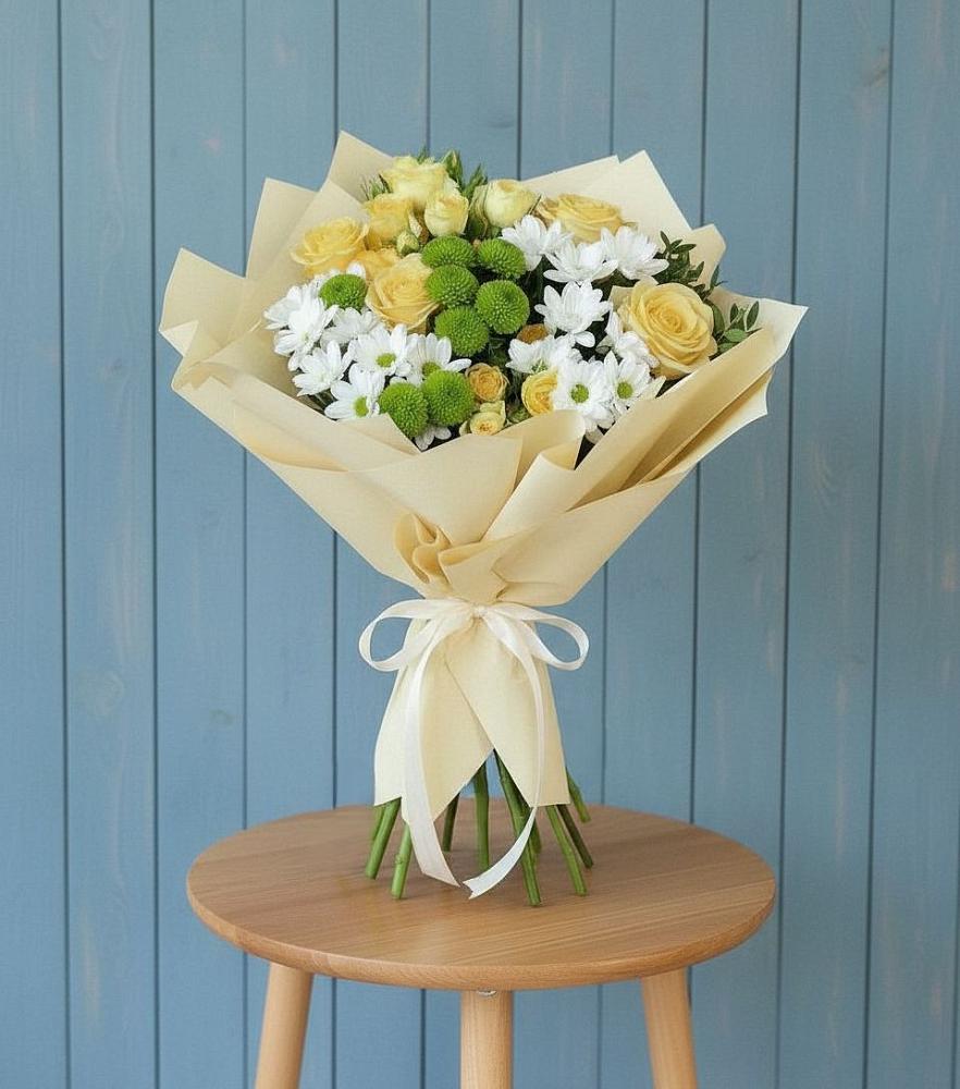 Букет цветов из: Хризантемы и Розы в Туже