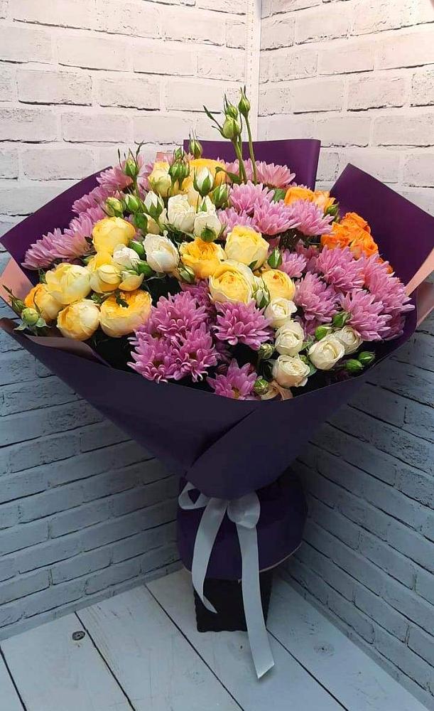 Букет цветов из: Хризантемы и Розы в Туже