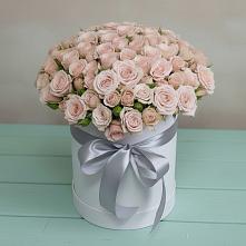 Цветочная композиция из Розы в шляпной коробке в Туже