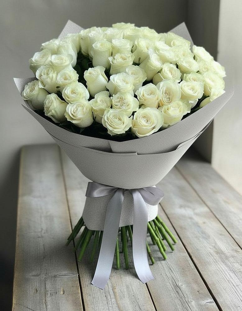 Букет 35 Белых роз в Туже