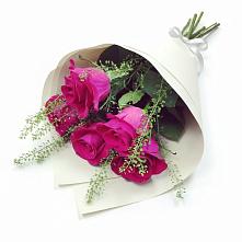 Букет цветов из:  Розы в Туже