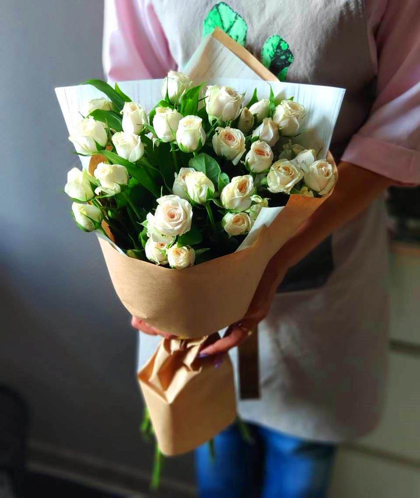 Букет цветов из: Розы в Туже