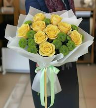 Букет цветов из:  Хризантемы и Розы в Туже