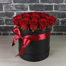 Цветочная композиция из Розы в шляпной коробке в Туже